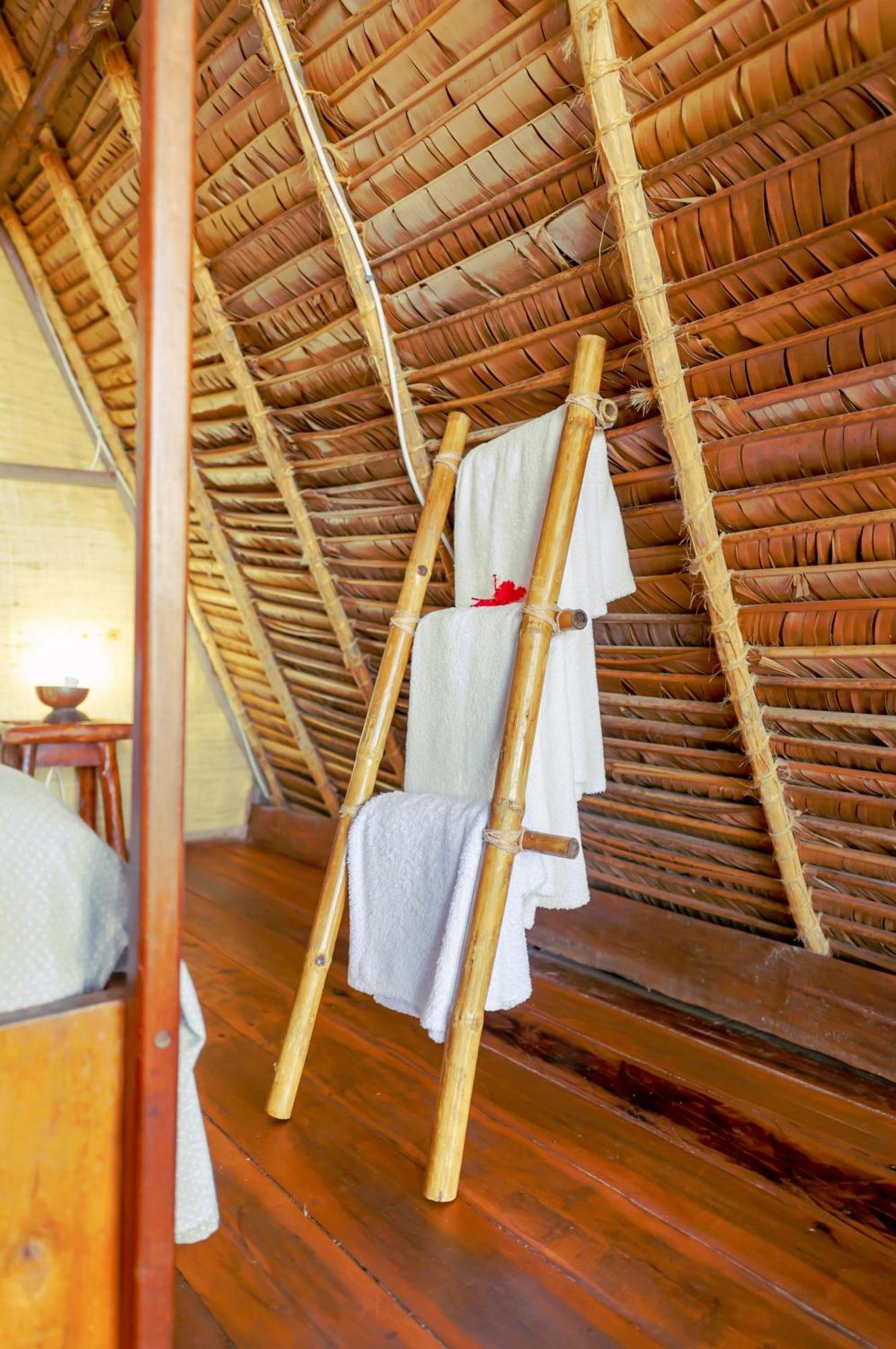 Hotel Coin Sauvage Ambatozavavy Exterior foto